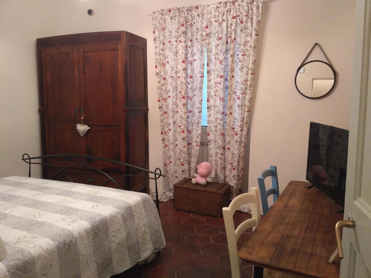 B&B L' Albicocco กาวี ภายนอก รูปภาพ