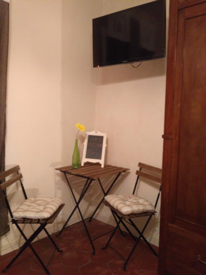 B&B L' Albicocco กาวี ภายนอก รูปภาพ