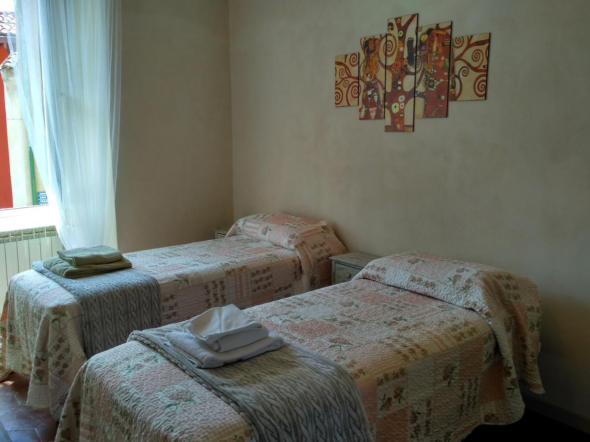 B&B L' Albicocco กาวี ภายนอก รูปภาพ